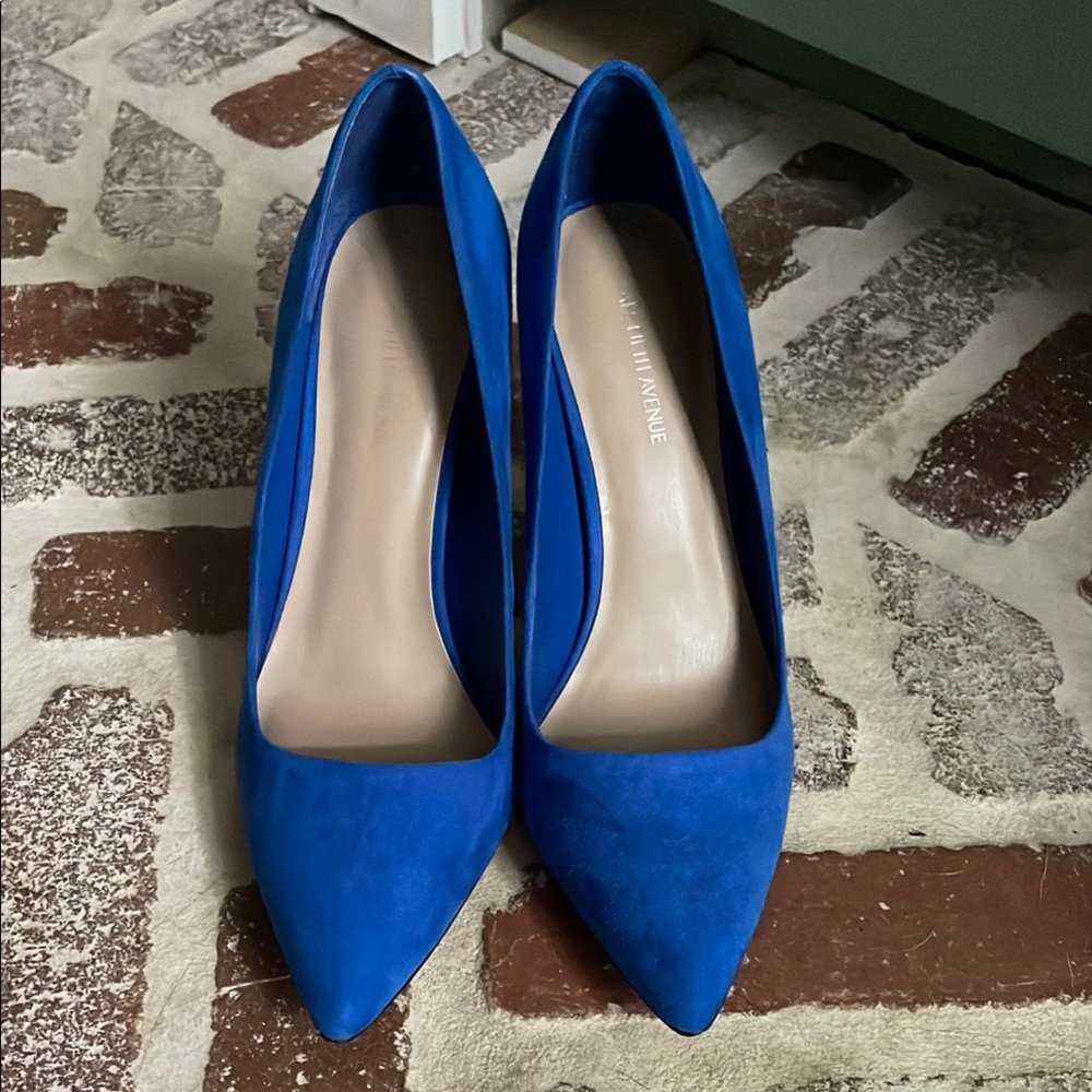 Size 8 Saks Fifth Avenue Electric Blue Pointed Suede Pumps - Women's Heels